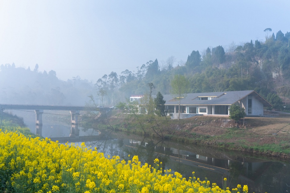 乐山东林村镇文化中心 | 传统与现代交融的乡村社交空间-64