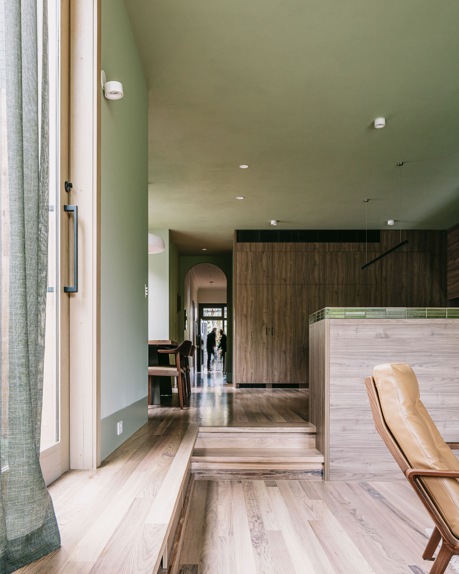 自然的温暖 · 埃尔伍德住宅丨澳大利亚丨B.E Architecture-9