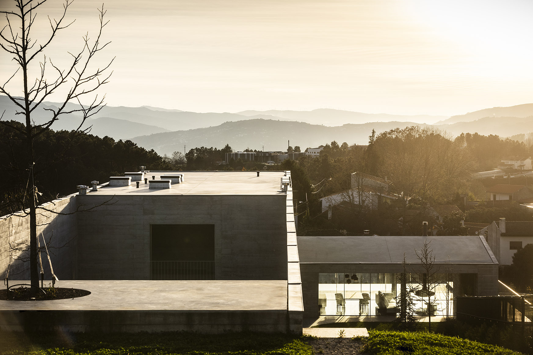 House in Vila Real / AZO. Sequeira Arquitectos Associados-34