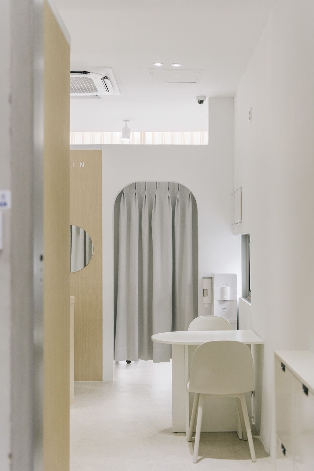 极简设计，10 平米皮肤护理空间的精致打造-10