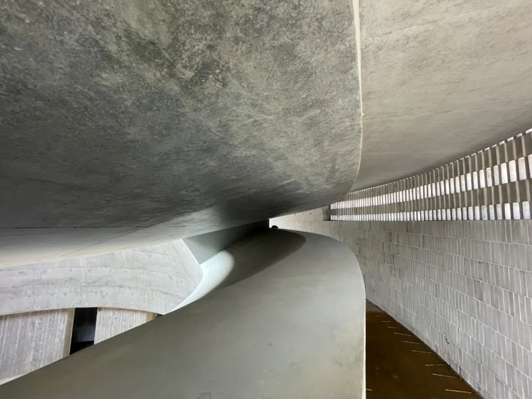 峨眉山麦芽威士忌酒厂丨中国乐山丨如恩设计研究室Neri&Hu-8