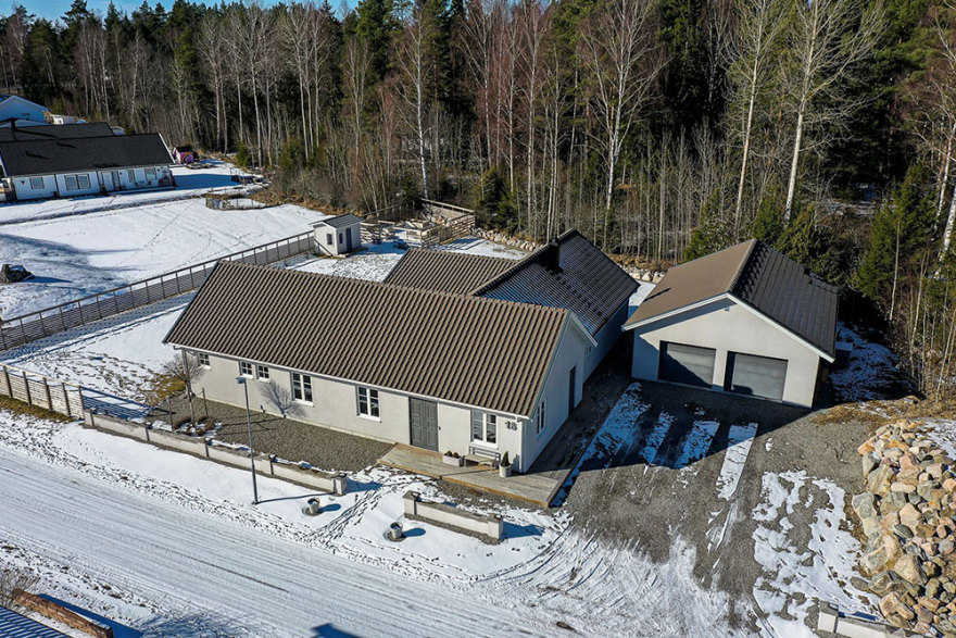 斯堪的纳维亚风格宽敞乡村别墅-2