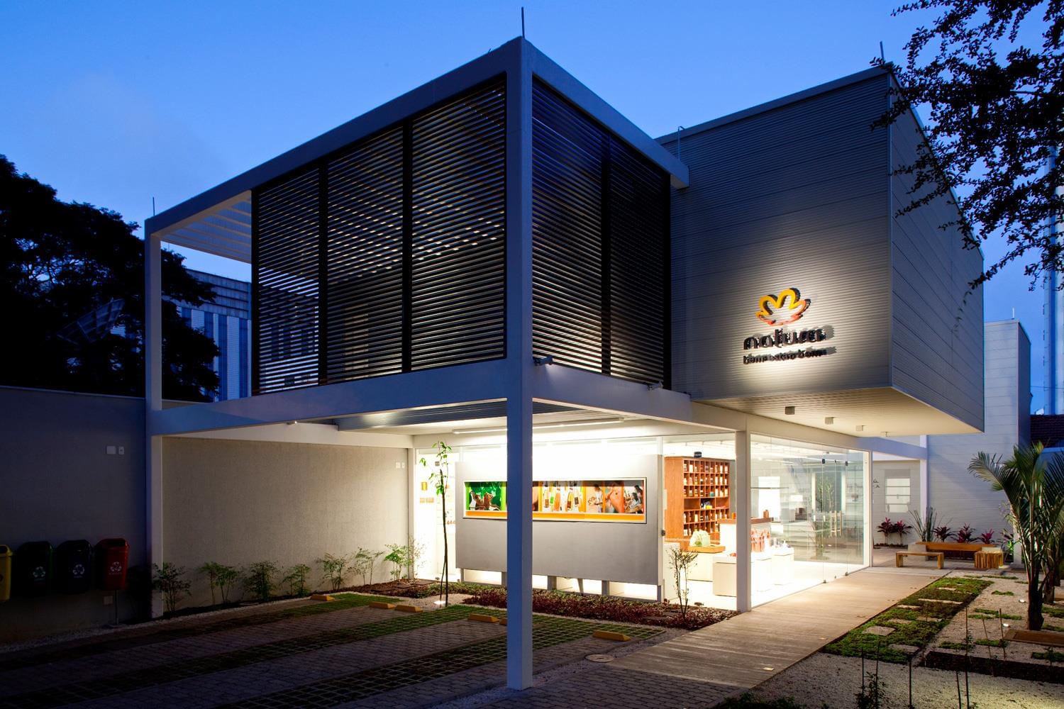 巴西圣保罗 Casa Natura 展示中心 | 环保可持续的创新商业设计-1