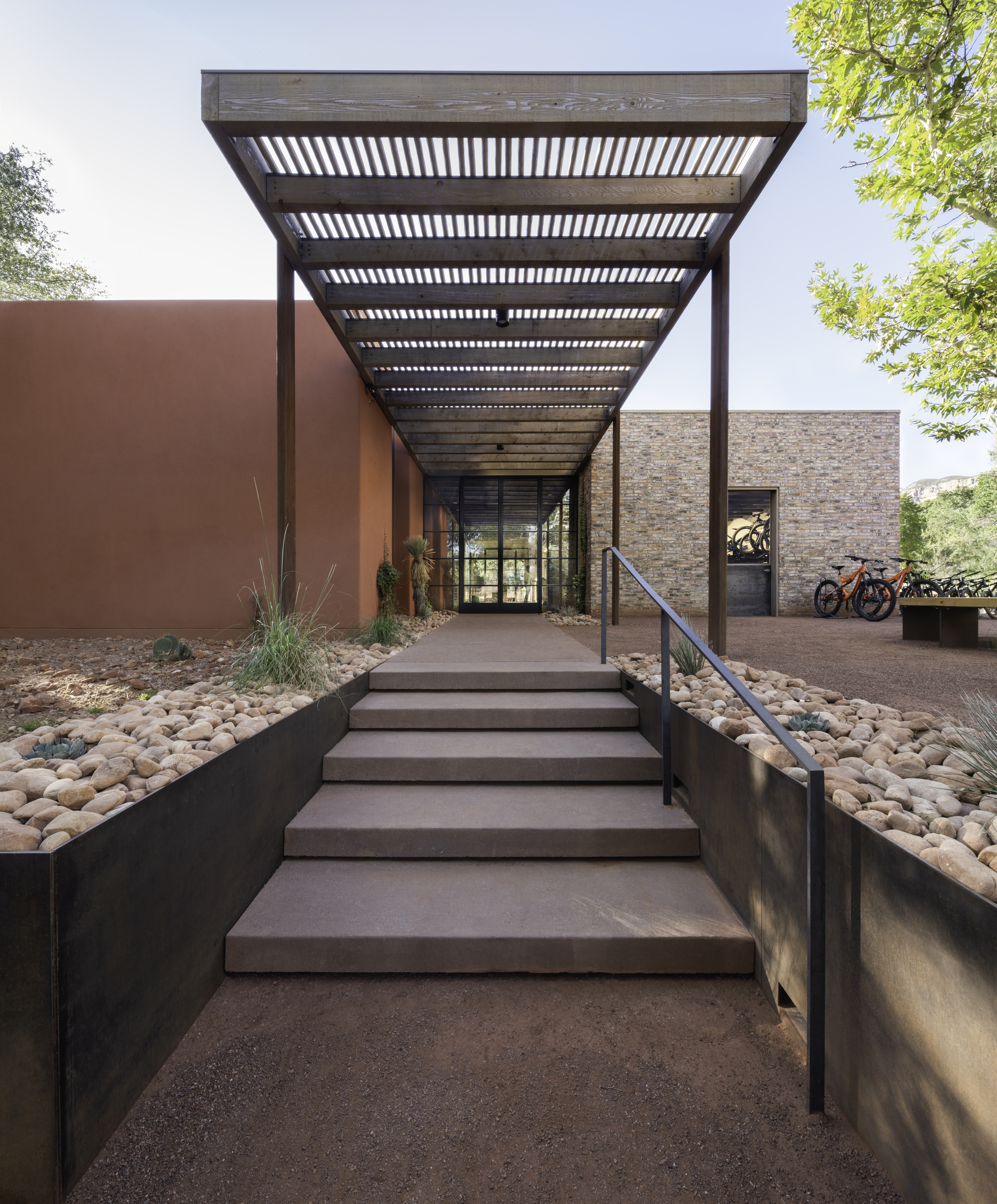 Sedona Enchantment Resort Trail House | 融入红岩美景的室内设计-1