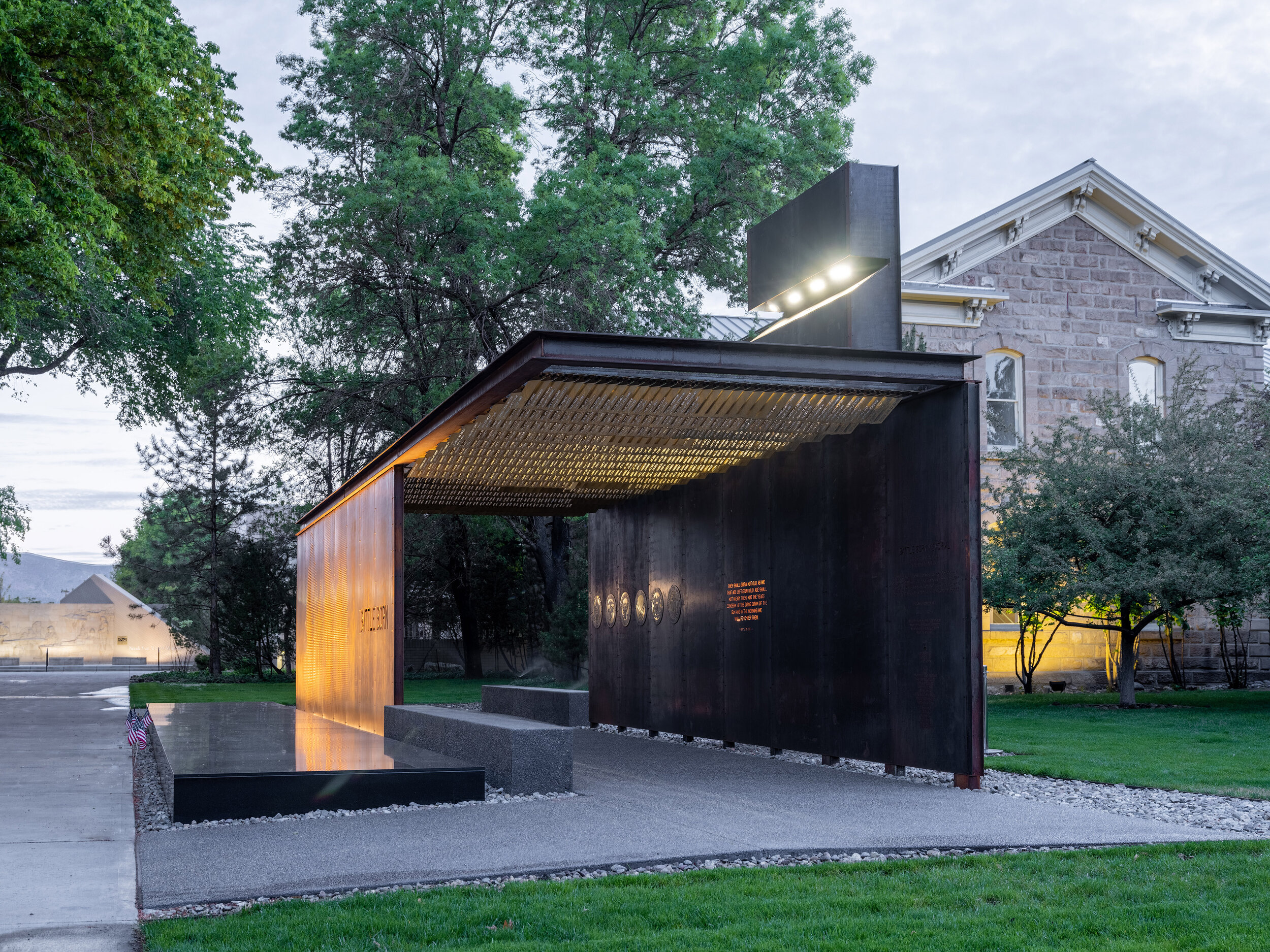 Battle Born 纪念 Nevada 勇士的永恒丰碑丨中国达州丨PUNCH-21