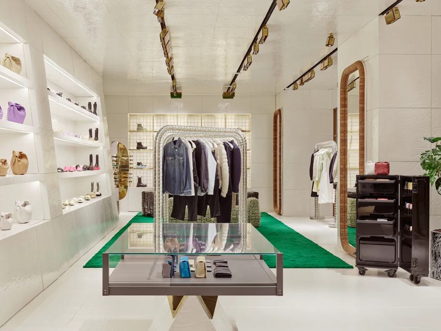 意大利奢侈品牌葆蝶家(Bottega Veneta)最新设计美学商店设计 - 米尚丽零售设计网 MISUNLY- 美好品牌店铺空间发现者-4