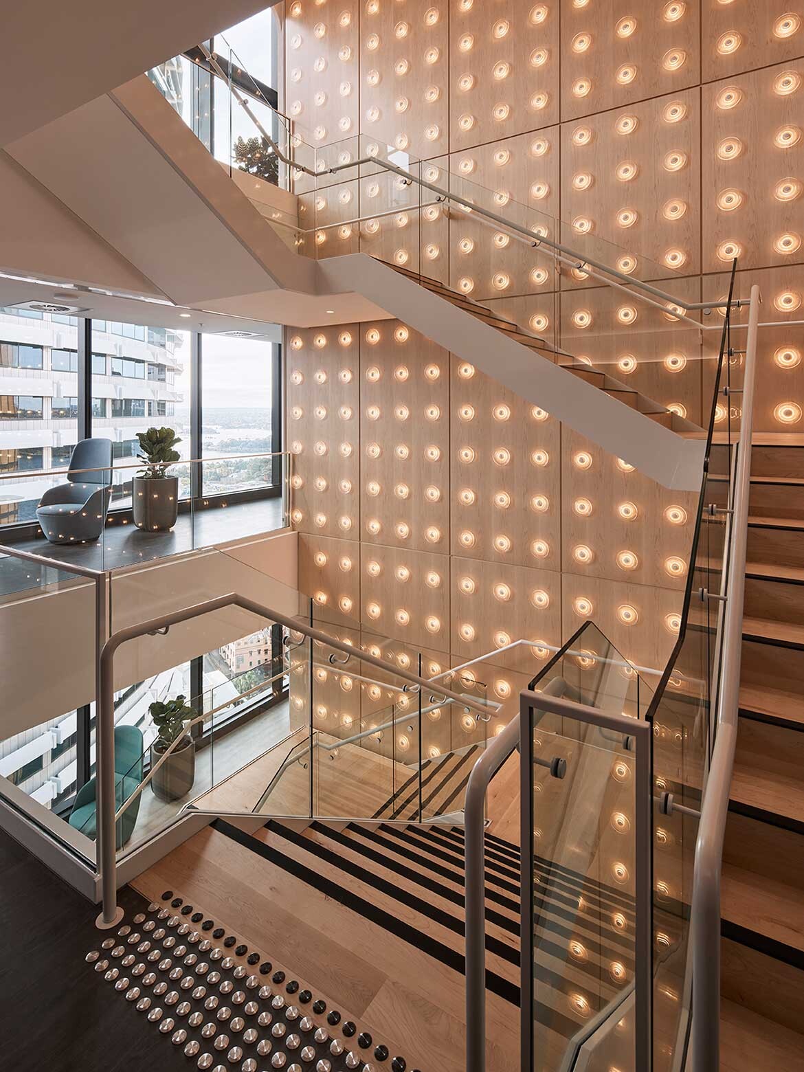 The Crown and the Canopy - Hammond Studio | IndesignLive-5