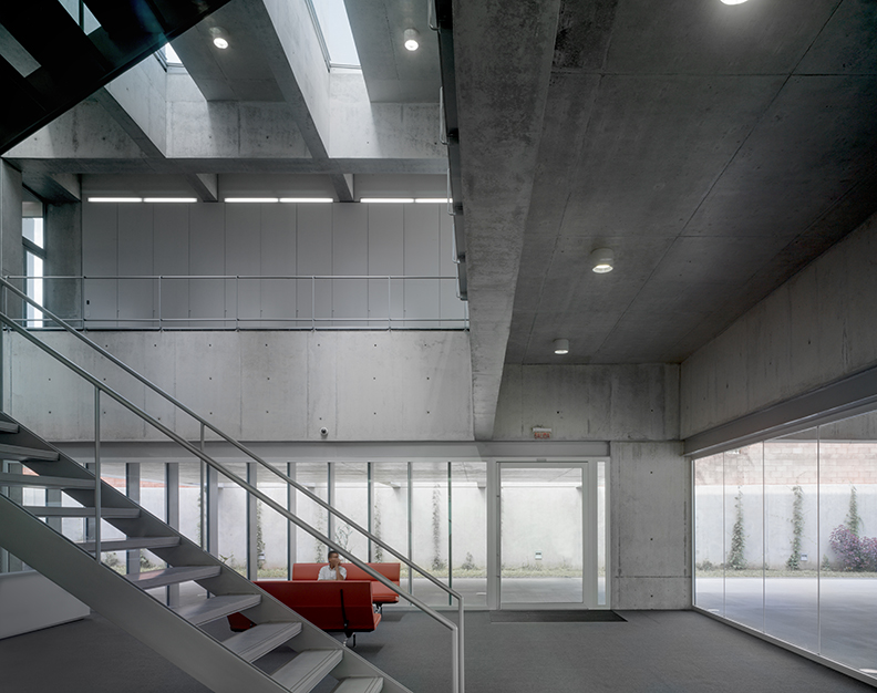 Puma萨尔瓦多能源总部 / RUIZ PARDO – NEBREDA-39