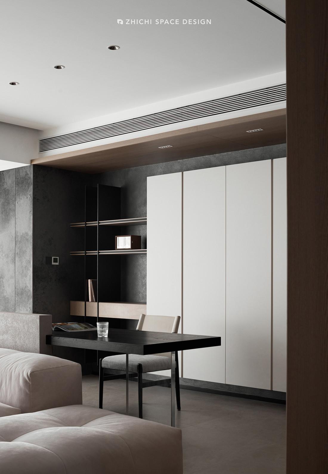 意式极简下的温暖叙事:一个家的呼吸与成长-19