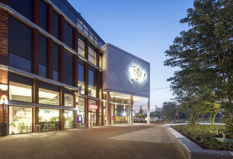 兹沃勒电影院丨荷兰兹沃勒丨Liesbeth van der Pol与E Up合作-12