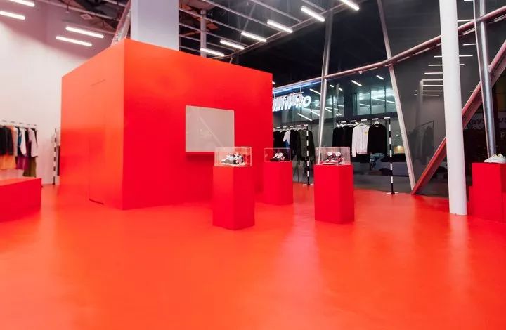 阿布洛的“统一美学” | Off-White 全球 22 个门店设计解析-158