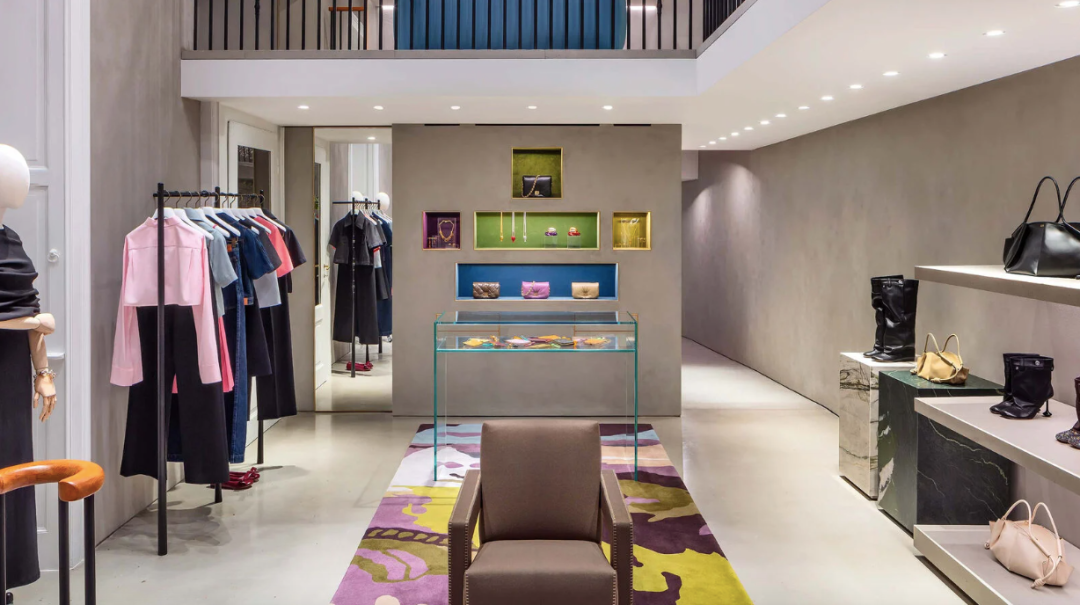 LOEWE 米兰精品店翻新丨意大利米兰丨LOEWE 创意总监 Jonathan Anderson-2