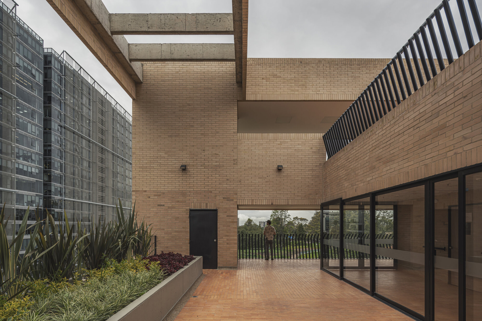 El Camino: Housing Complex for Older Adults and Formerly Unhoused People / FP Arquitectura-26