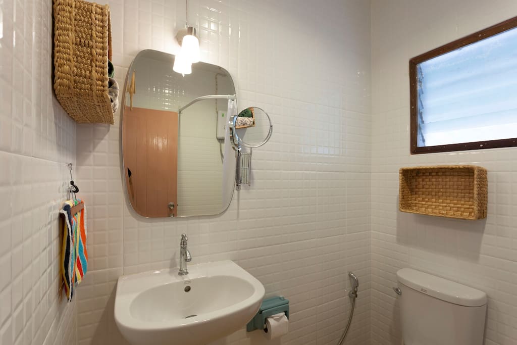 窄长地块带前廊舒适住宅设计-30