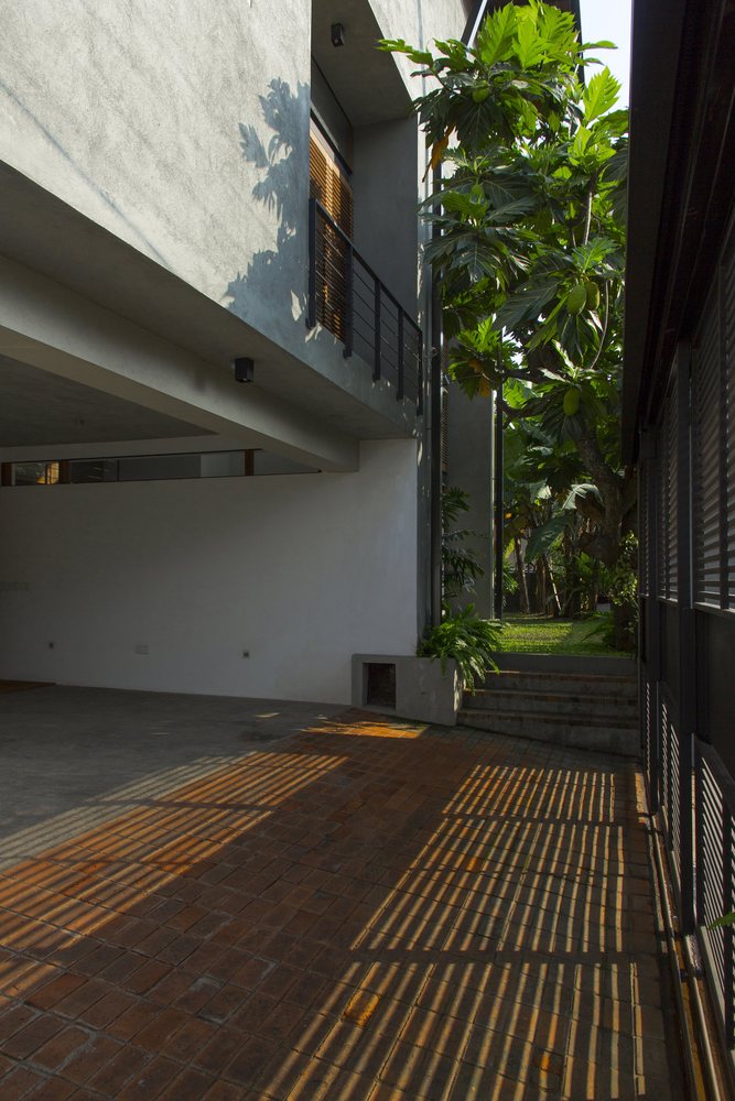 Robust Extents House  ICONCAST-41