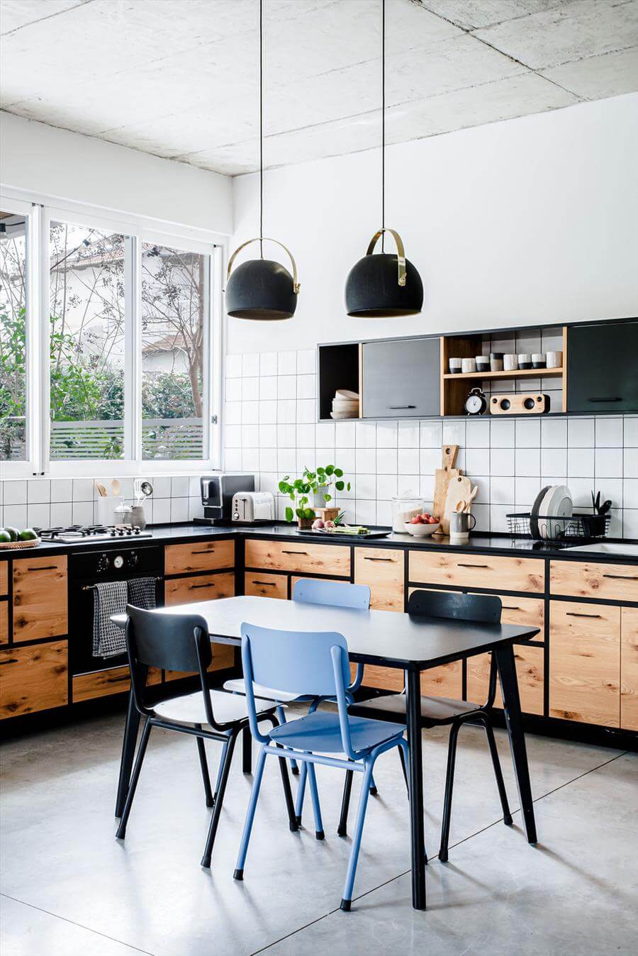 工业风姐妹合住双户住宅设计丨室内设计师雅艾尔·戈尔比茨-21