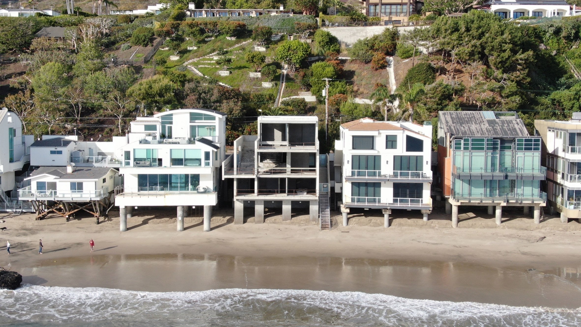 Ye strips Tadao Ando beach house in Malibu back to its structure-0