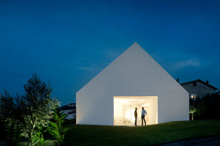 Windowless House in Portugal by Aires Mateus - Associados-22