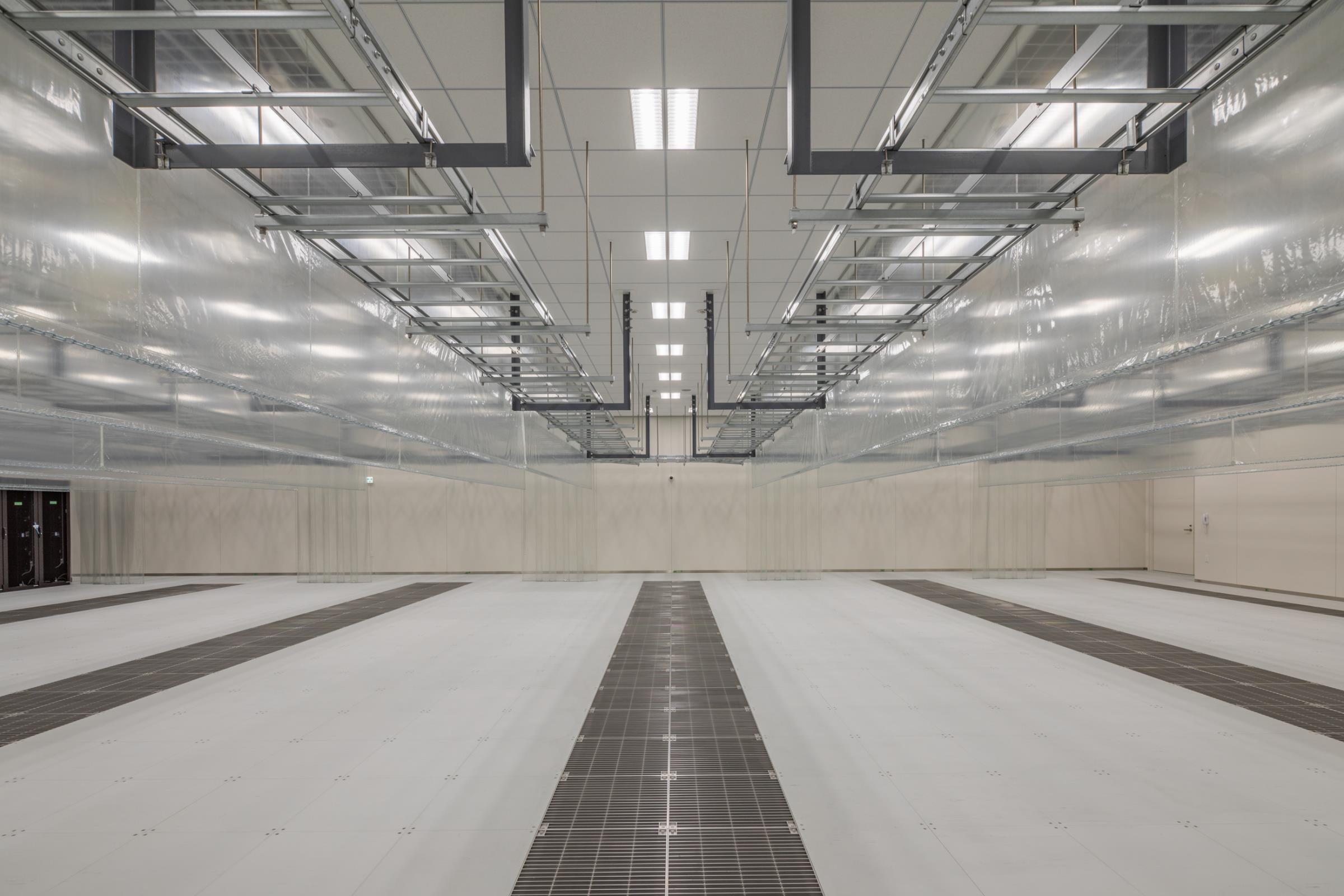 SCSK netXDC三田第二中心 | 办公 | Projects | NIKKEN SEKKEI LTD-3