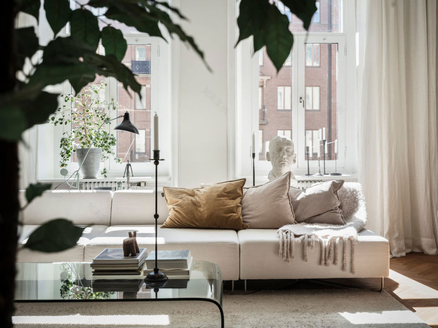 瑞典宽敞明亮的优雅公寓设计-29