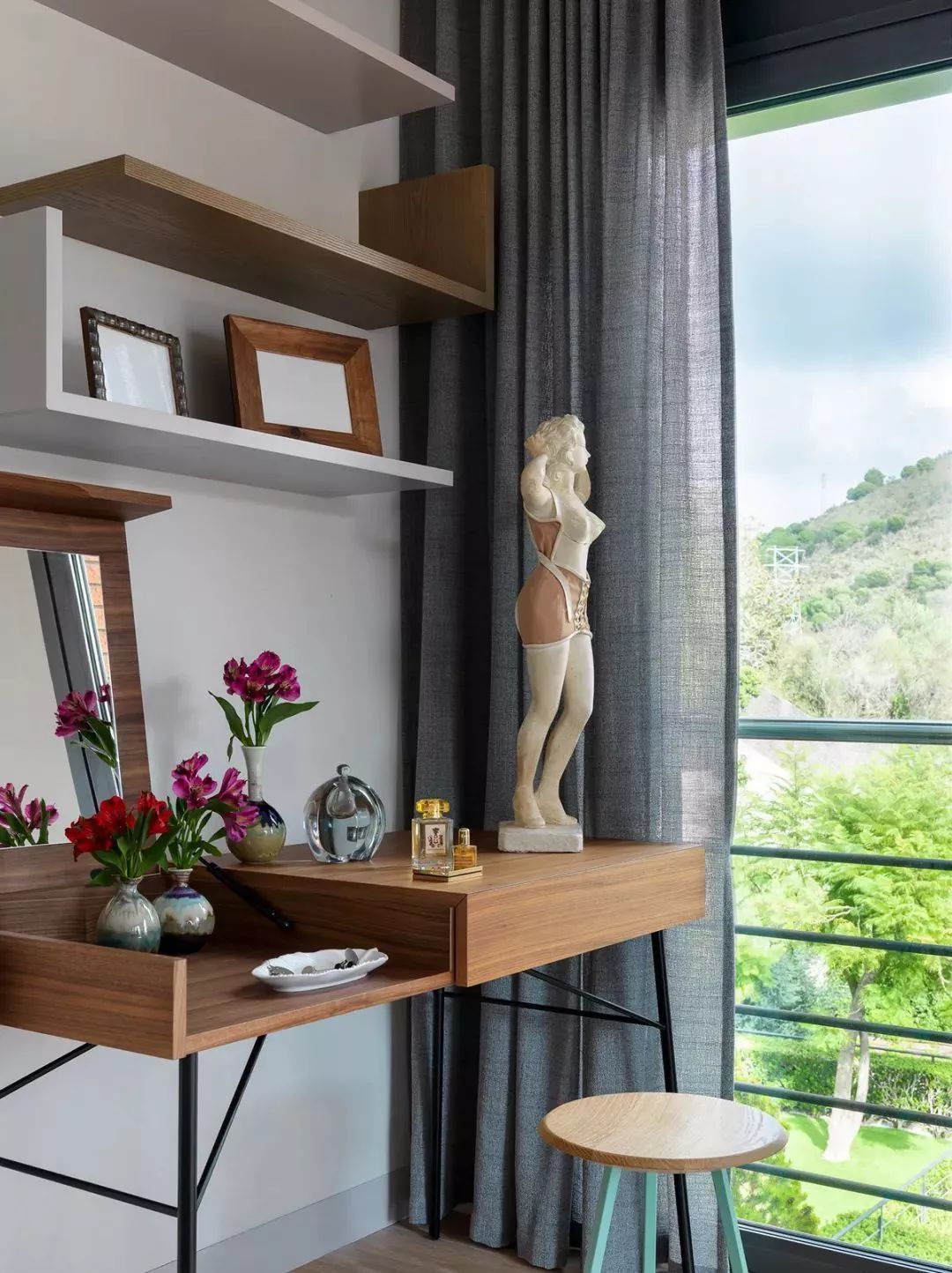 巴塞罗那多彩住宅,诠释欢乐氛围-77