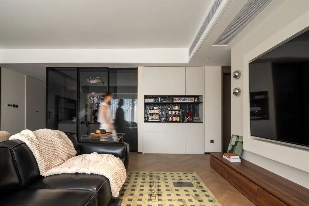 内舍软装丨123㎡现代中古风，在时光褶皱里收藏家的温柔诗篇！-14