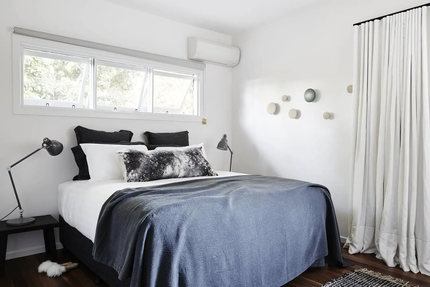 Byron Bay 海滩别墅 | 极简黑白风格设计-8