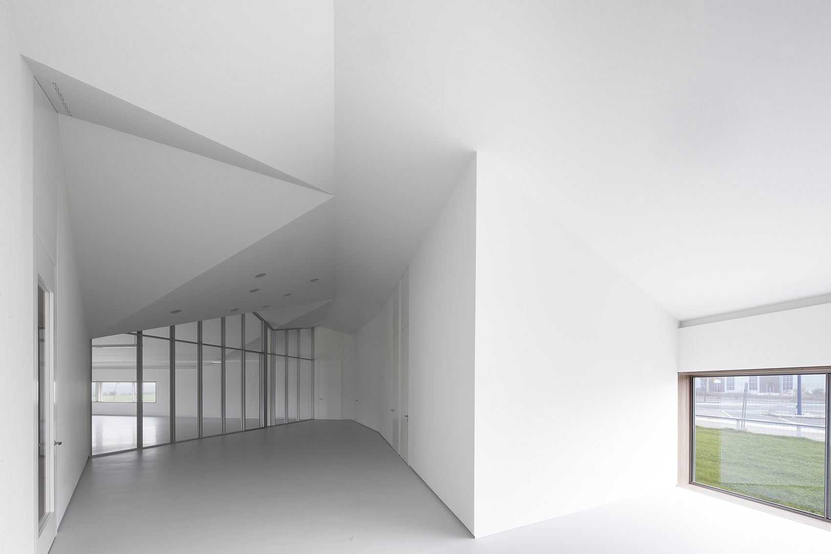 西班牙Norvento 办公楼 / Francisco Mangado-56