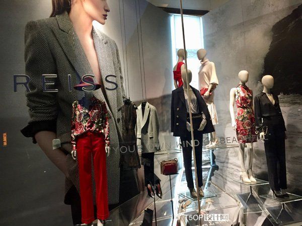 2017年9月伦敦街边秋冬季橱窗设计-59