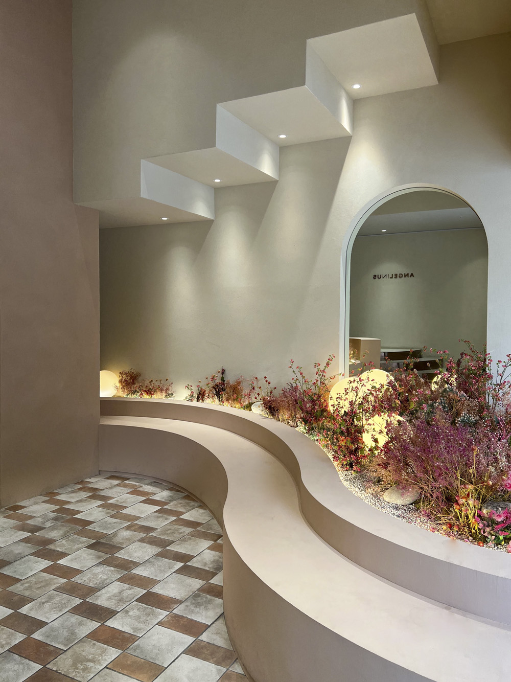 首尔高级酒店咖啡厅，现代设计展现魅力-23