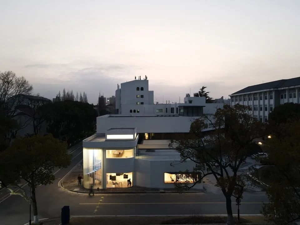 光之容器 · 华东理工大学陇上书店建筑更新丨中国上海丨畎亩建筑设计事务所-61