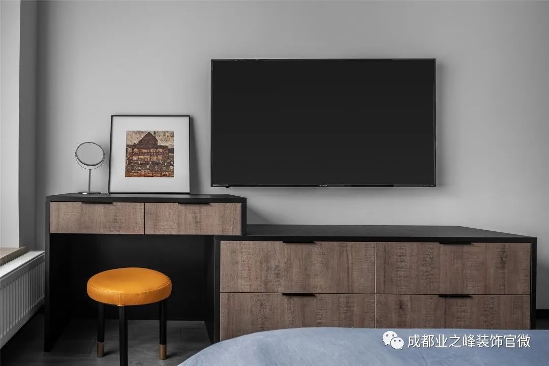 蓝光公园华府 | 170㎡现代简约之家,低饱和度灰色调的舒适生活-35