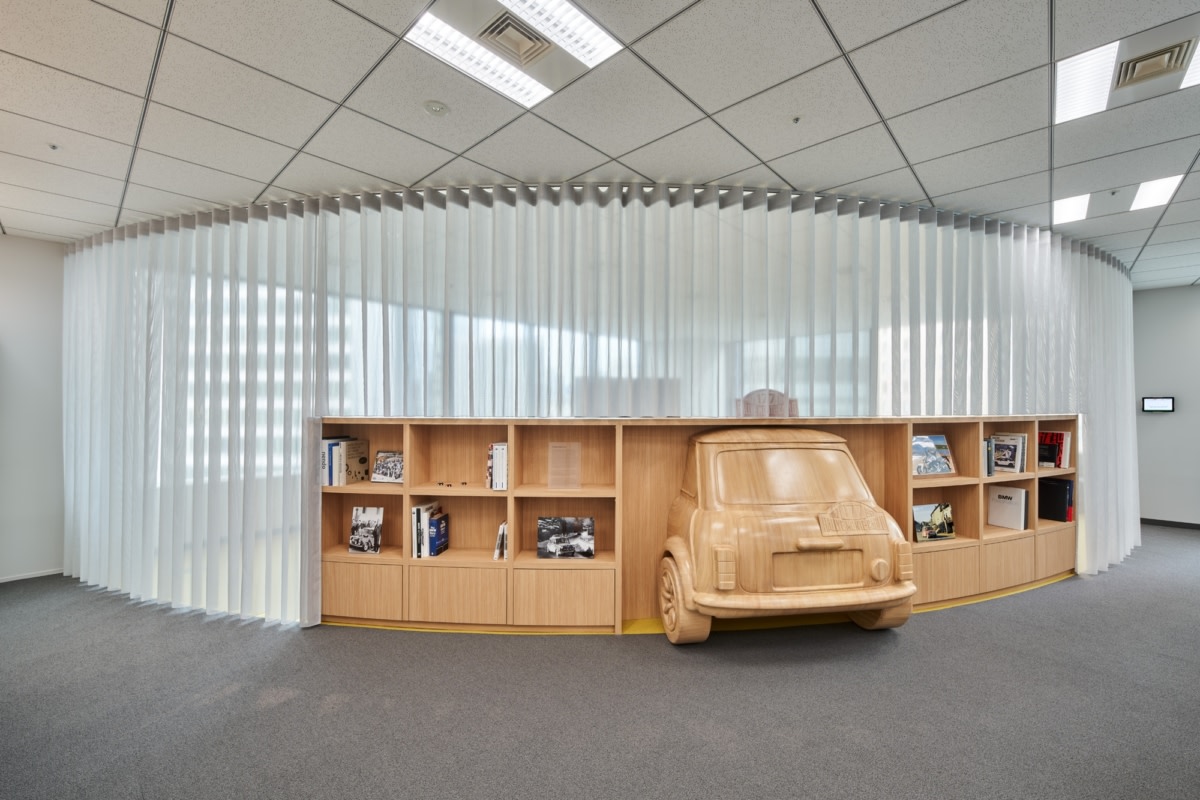 BMW 东京总部丨日本东京丨Steven Leach Group-13