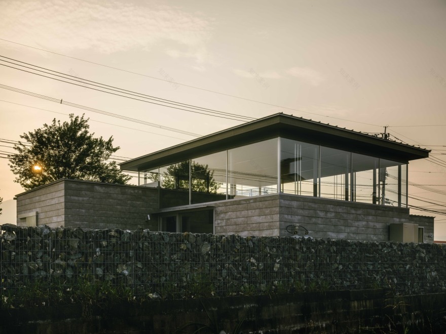 融入乡村景观的日本住宅设计-32