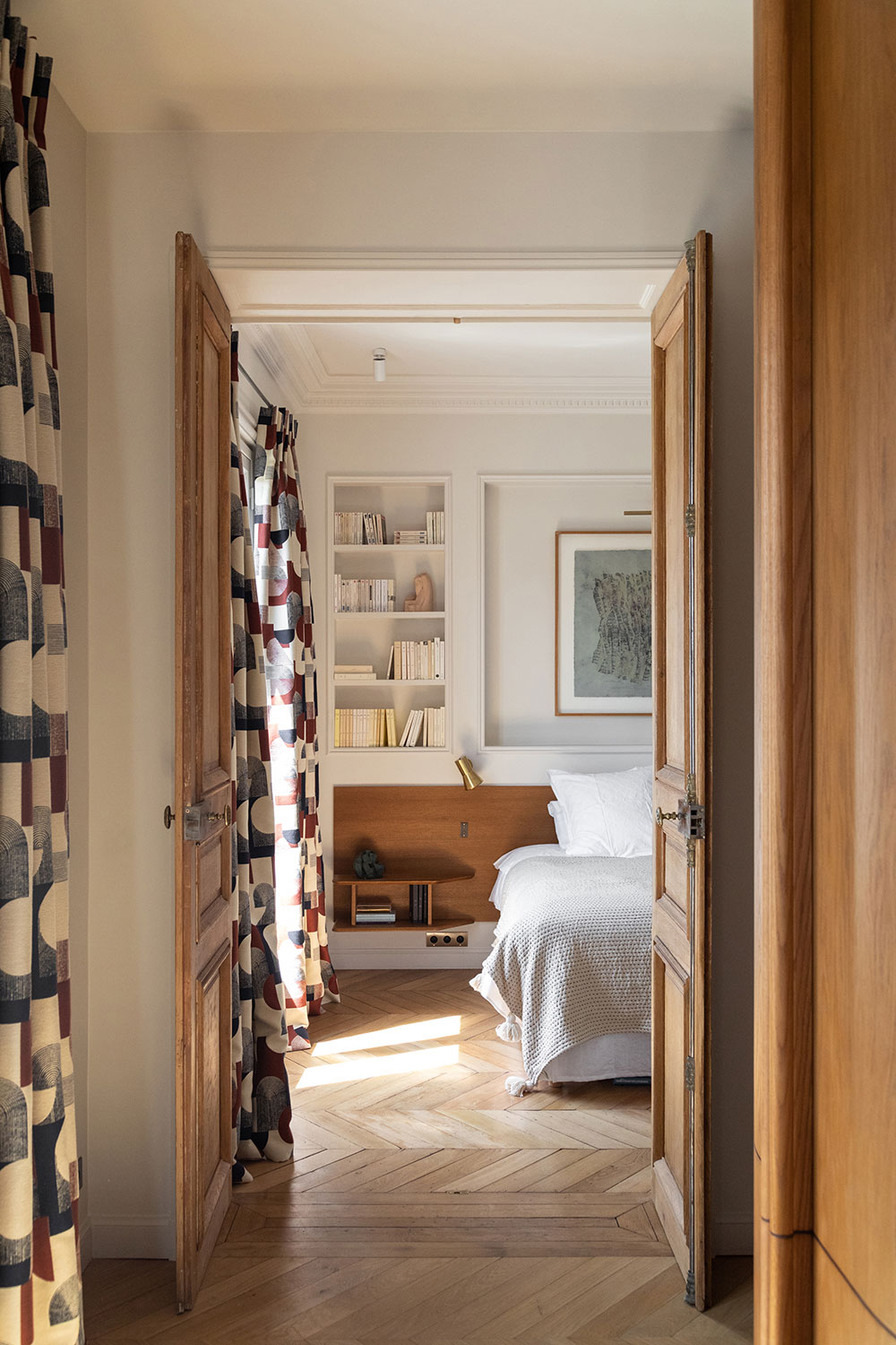 巴黎艺术装饰风格公寓设计-9