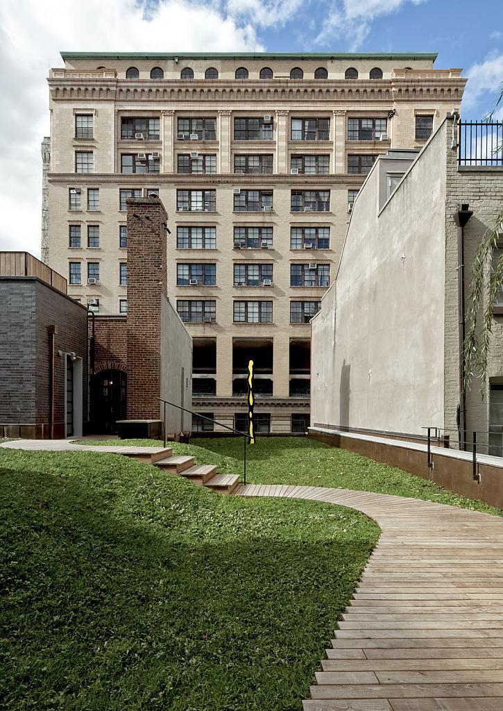 Artist Residence(雕塑花园与阁楼天窗的顶层公寓)丨美国纽约丨Studio MWA-6