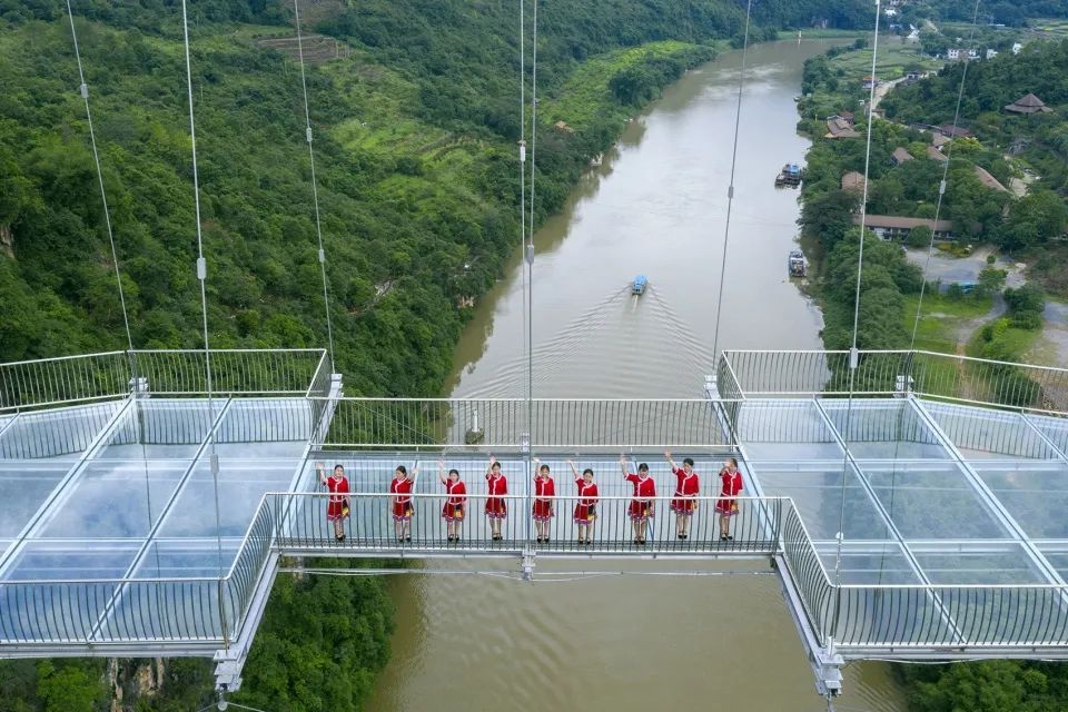 连州市湟川三峡旅游度假区景观步行玻璃桥工程丨中国清远-49