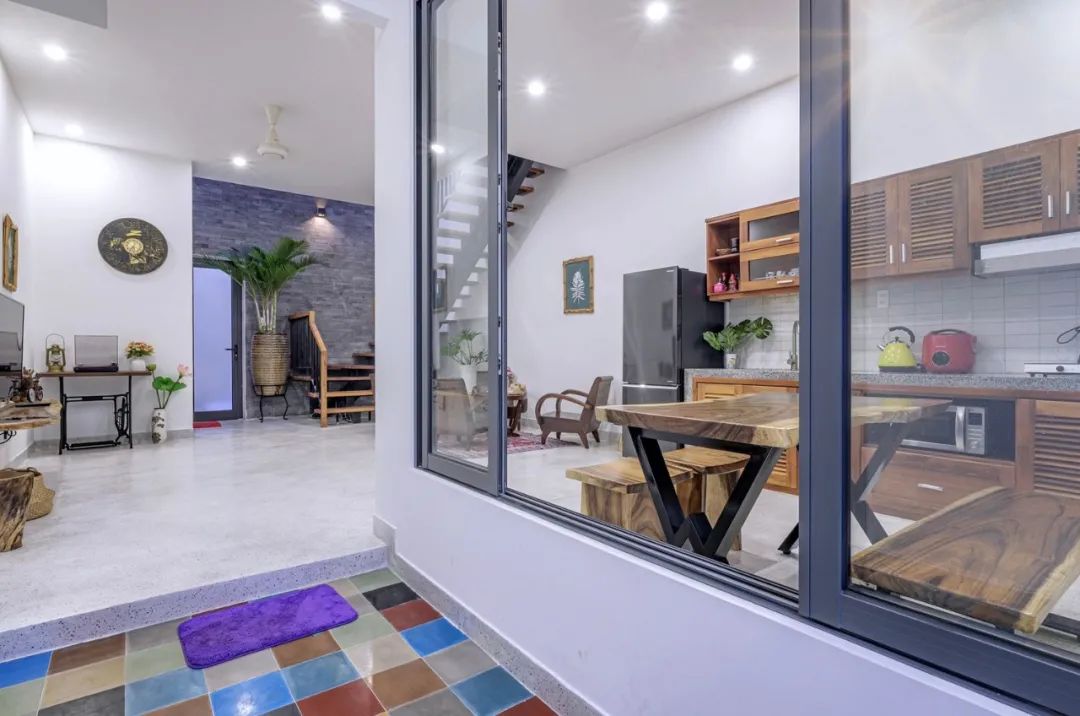 50 平米小屋的阳光怀旧之旅-8