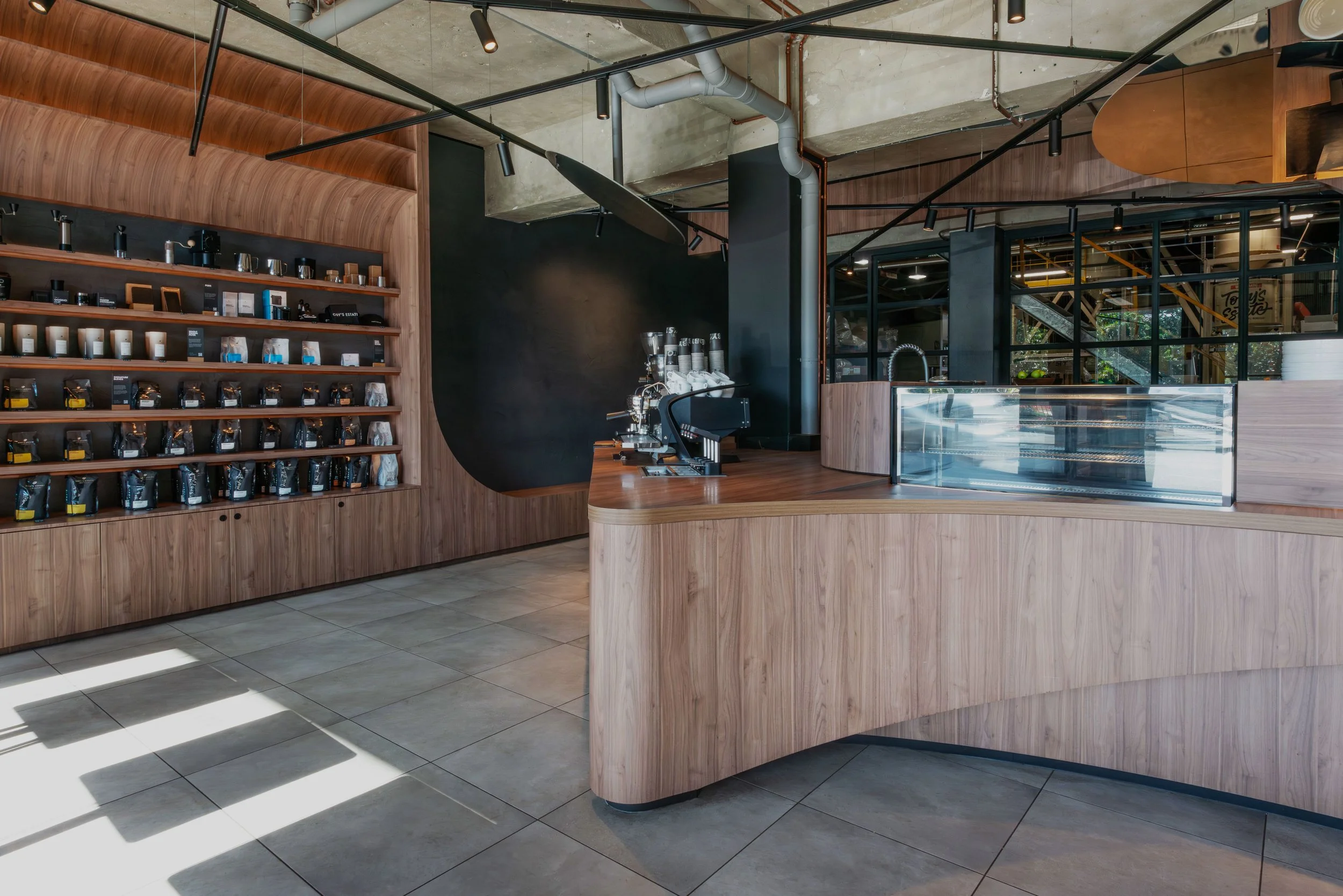 Toby's Estate Chippendale — Russell & George-3