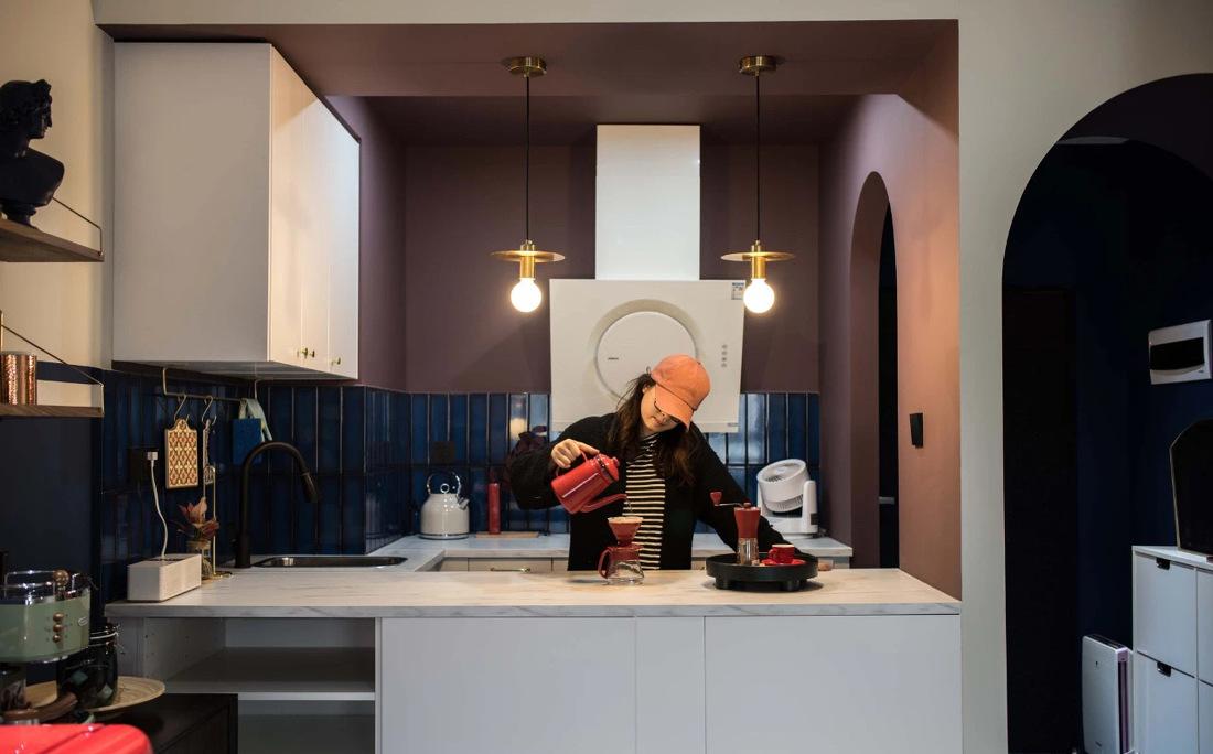 复古阁楼变精致星空浴室,专业设计实现泡澡看星星梦想-12