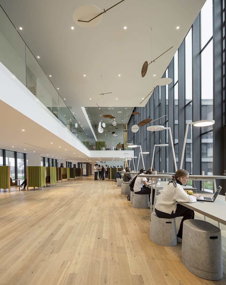 瑞士 EHL 酒店管理商学院丨IttenBrechbühl-27