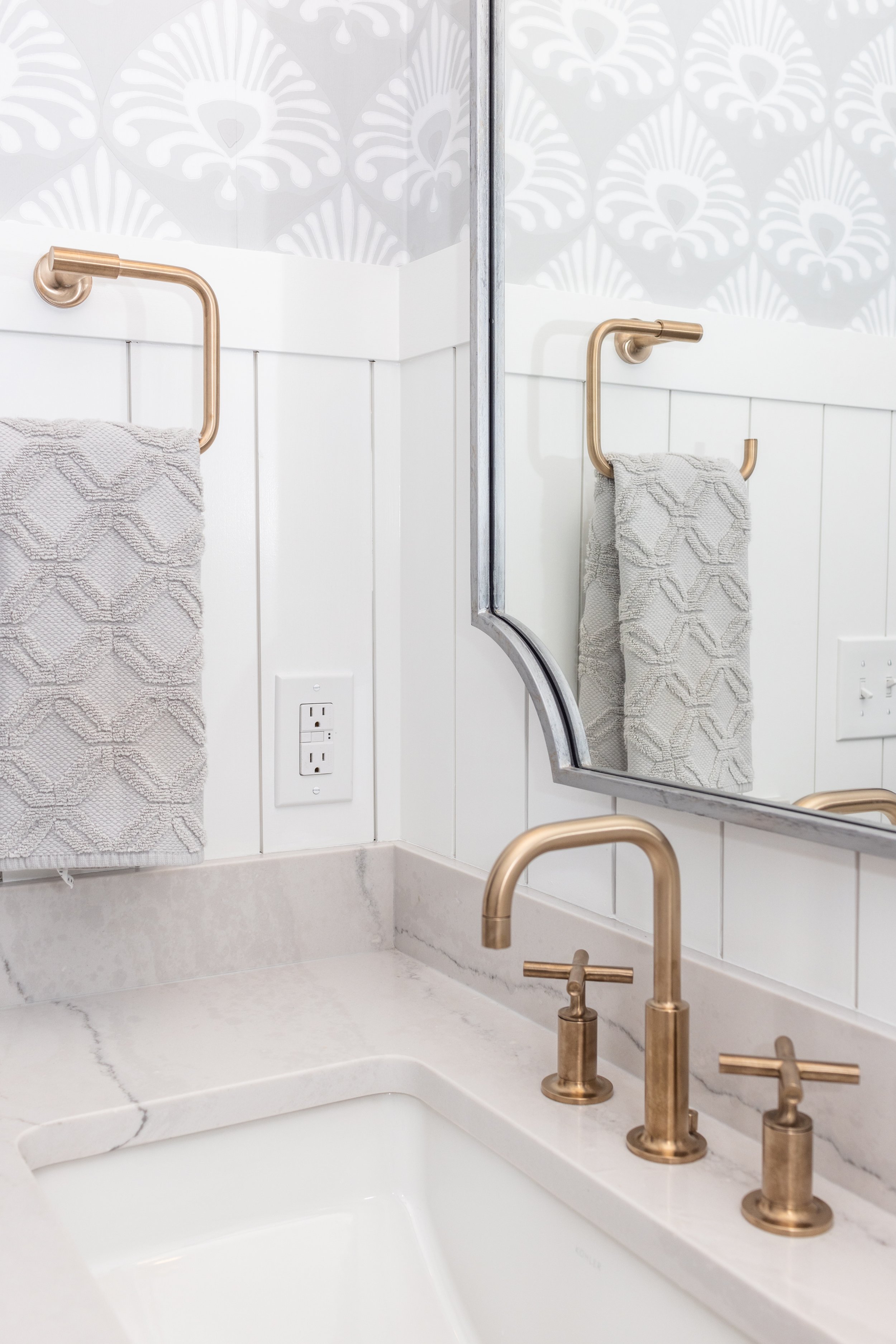 完美化妆间打造项目丨Ashmore Builders Inc-28