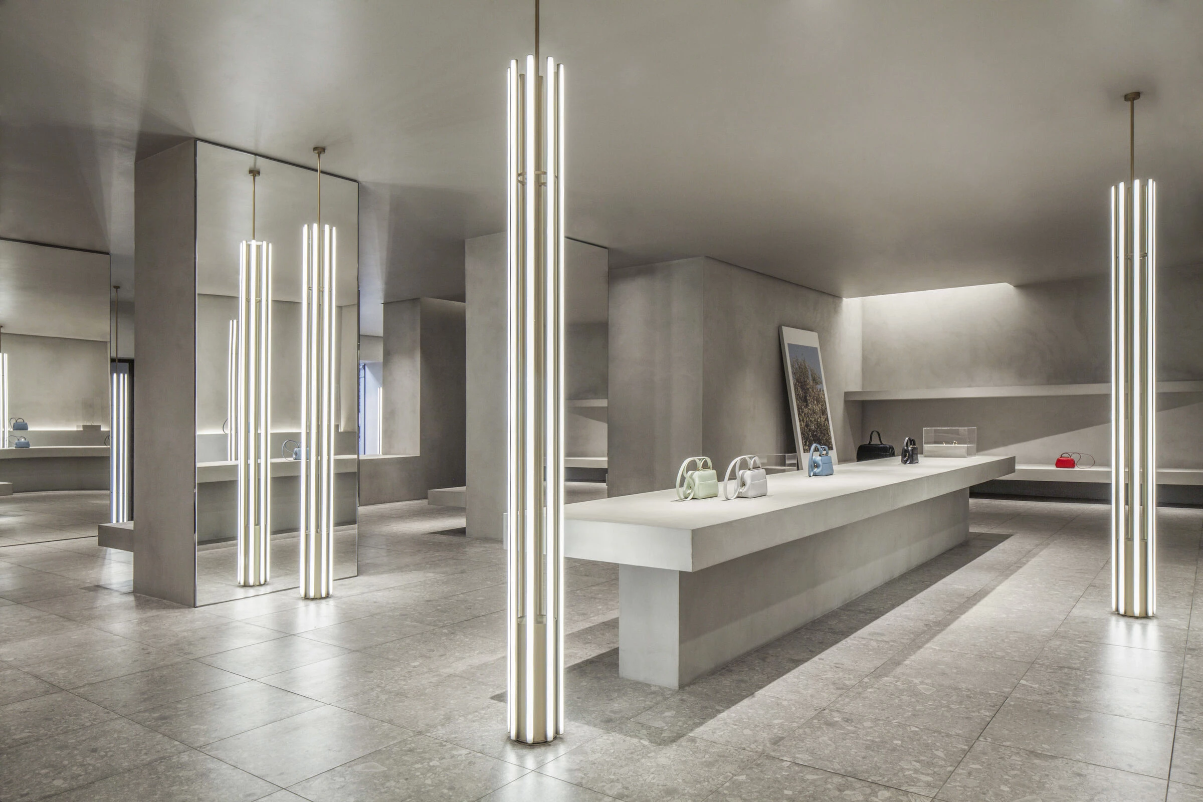 Valextra Flagship Store Milan-8