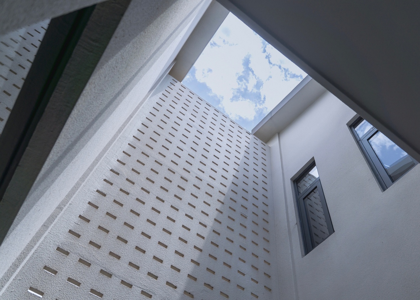 云南红河哈尼族彝族自治州弥勒市方院丨中国红河丨素造建筑-34