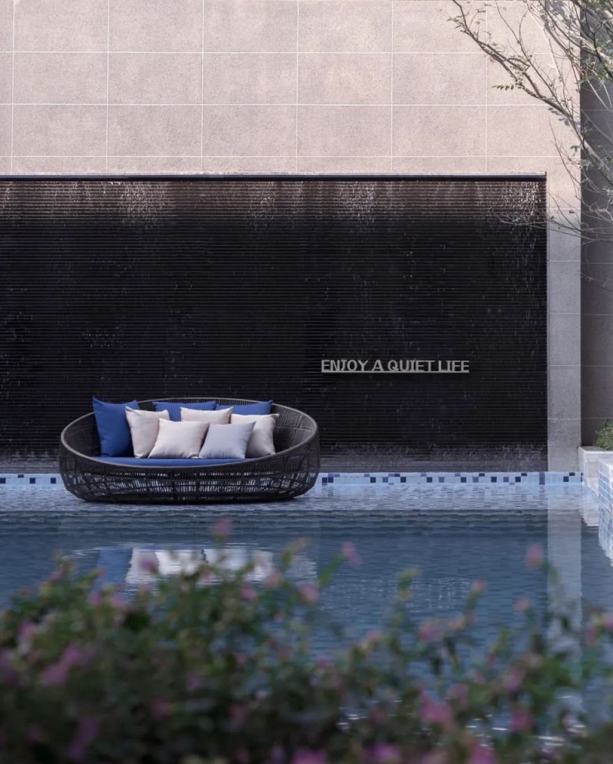 藏珑大境 | 悬浮泳池与自然共生的空中花园-25