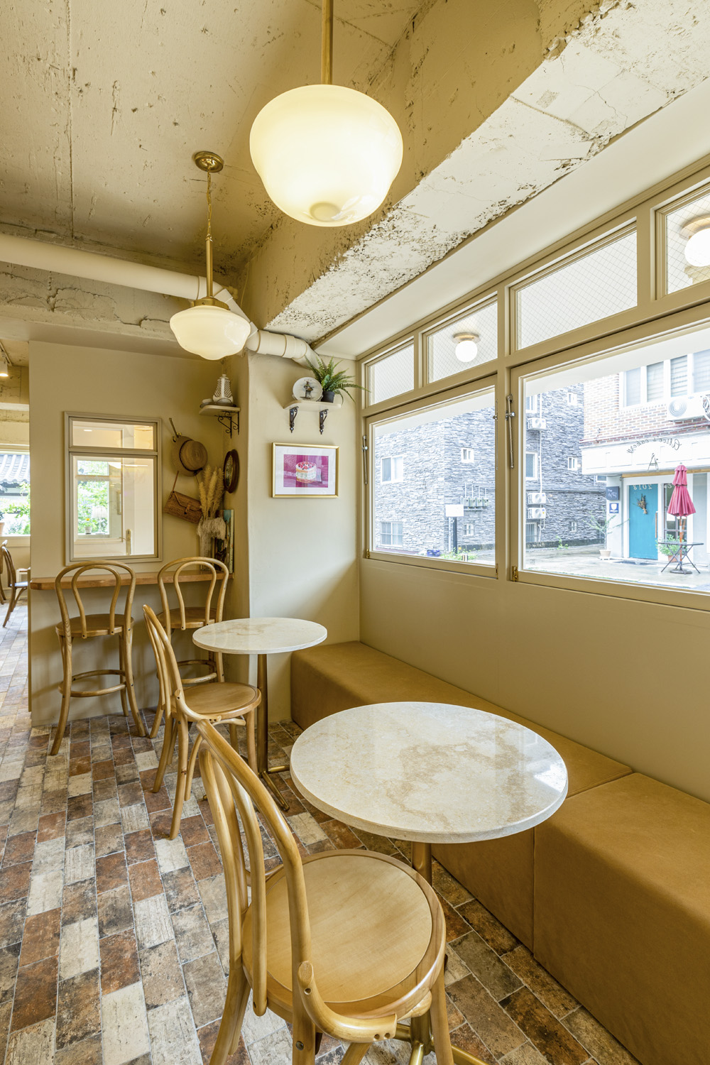 欧式家庭氛围的 30 平米蛋糕店设计-9