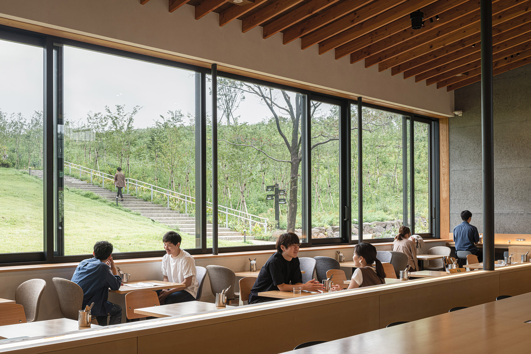 町田药师池公园“四季彩之森”游客中心丨日本-47