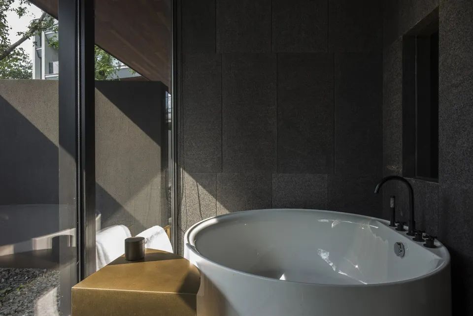 隐匿密林之中，诠释自然诗意 | GOA大象设计-39