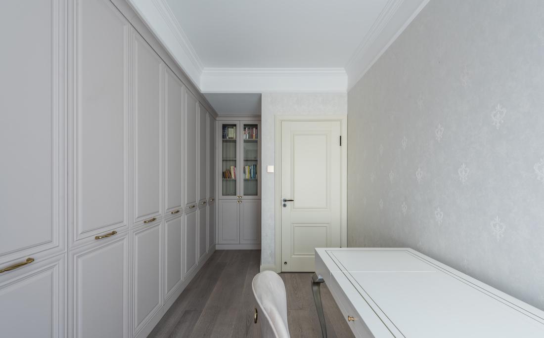 金色点缀的现代精致家居-19