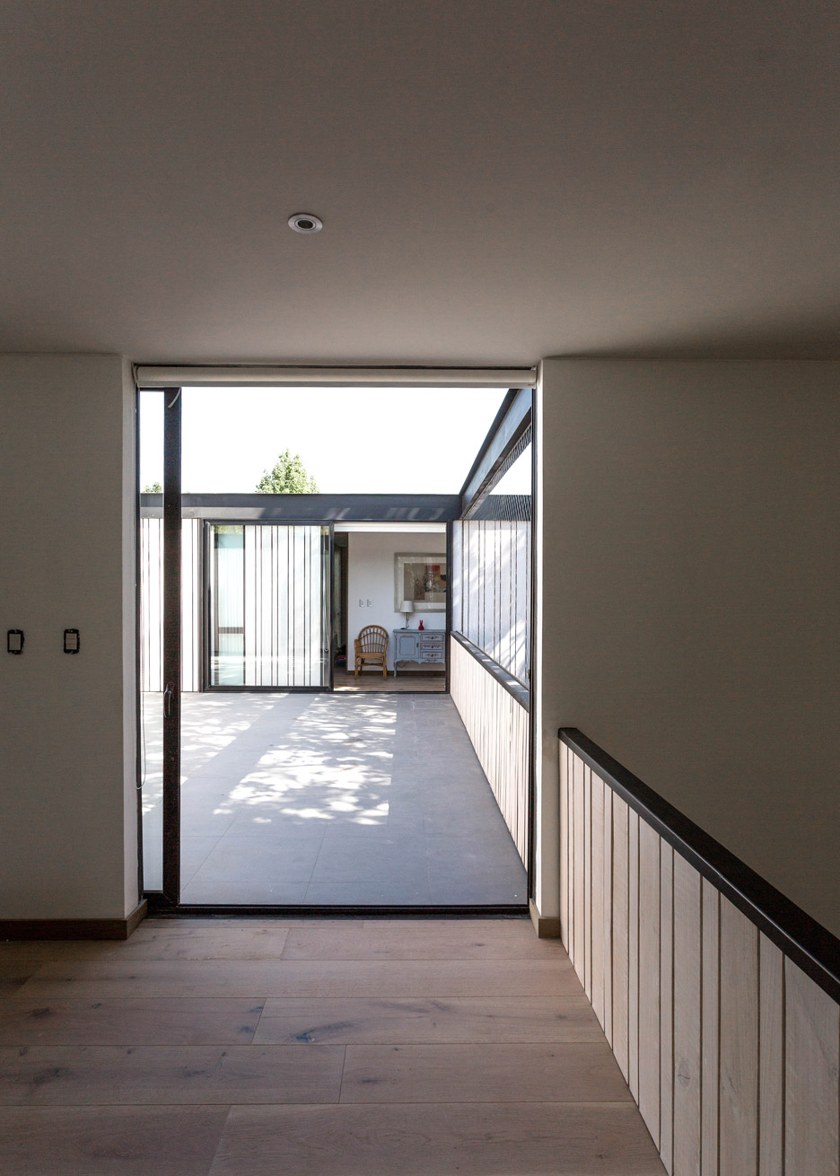 智利 LG 住宅 | 钢木结构与自然共生-21